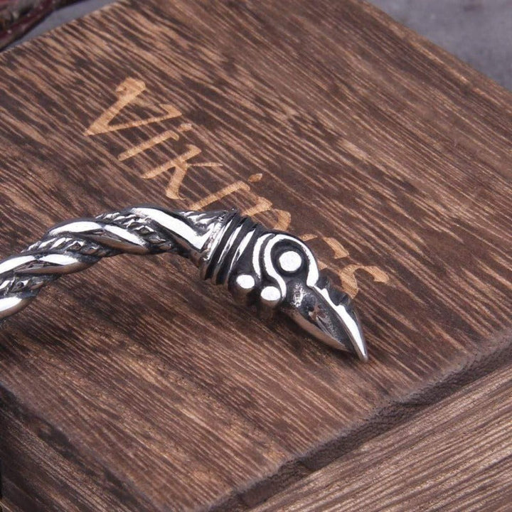https://unique-leather-bracelets.com/products/collections-bracelets-products-bracelets-cuff-bracelets-distance-bracelets-leather-bracelets-mens-beaded-braceletsmens-norse-raven-stainless-steel-adjustable-bracelet